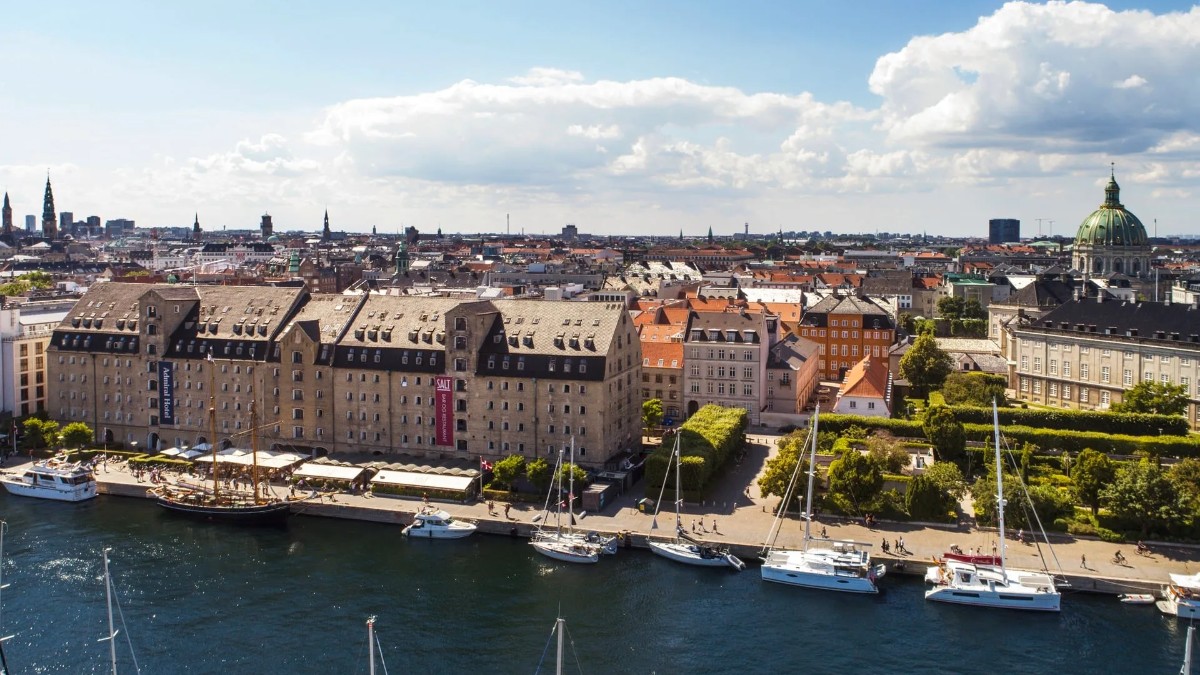 View around Admiral Hotel Copenhagen