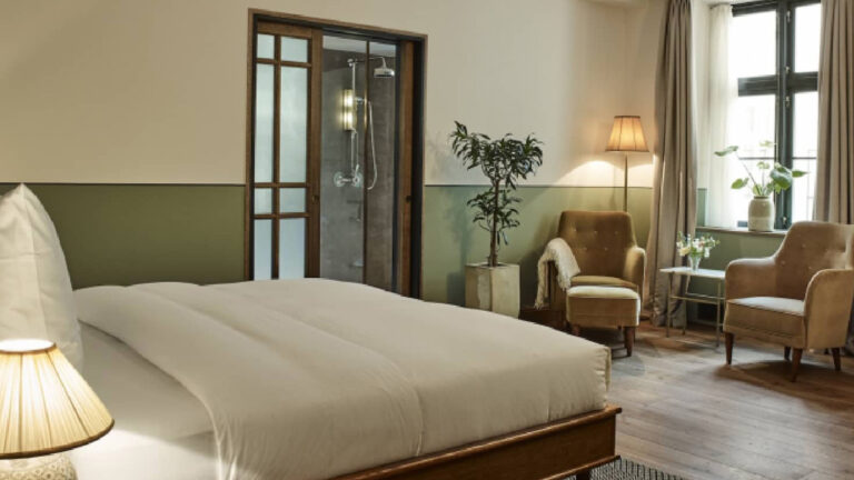 Hotel Sanders