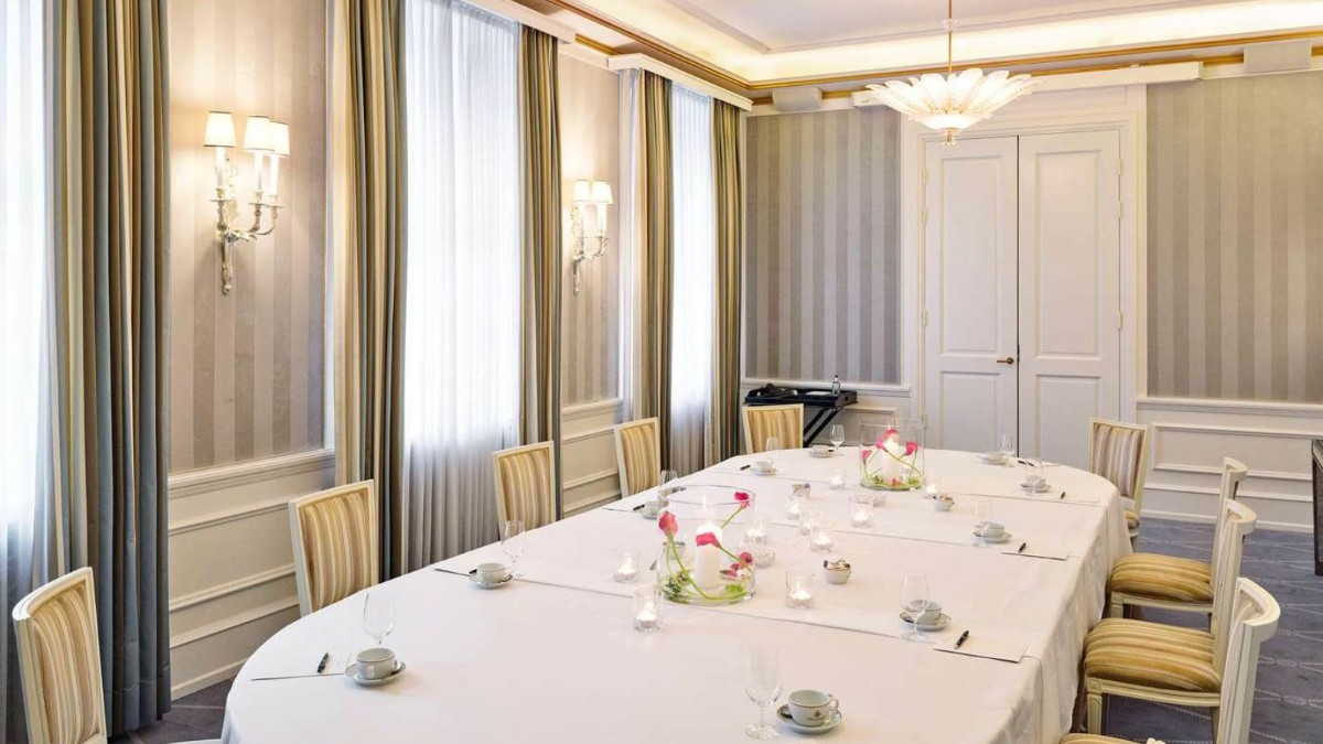 Conference Room at Hotel D'Angleterre