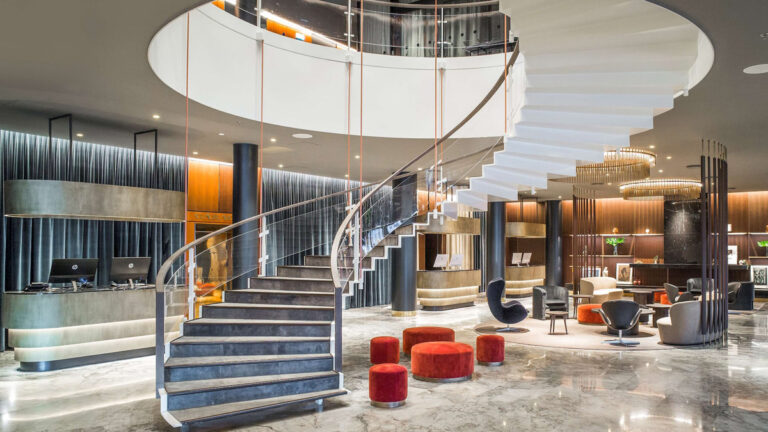 Radisson Collection Royal Hotel
