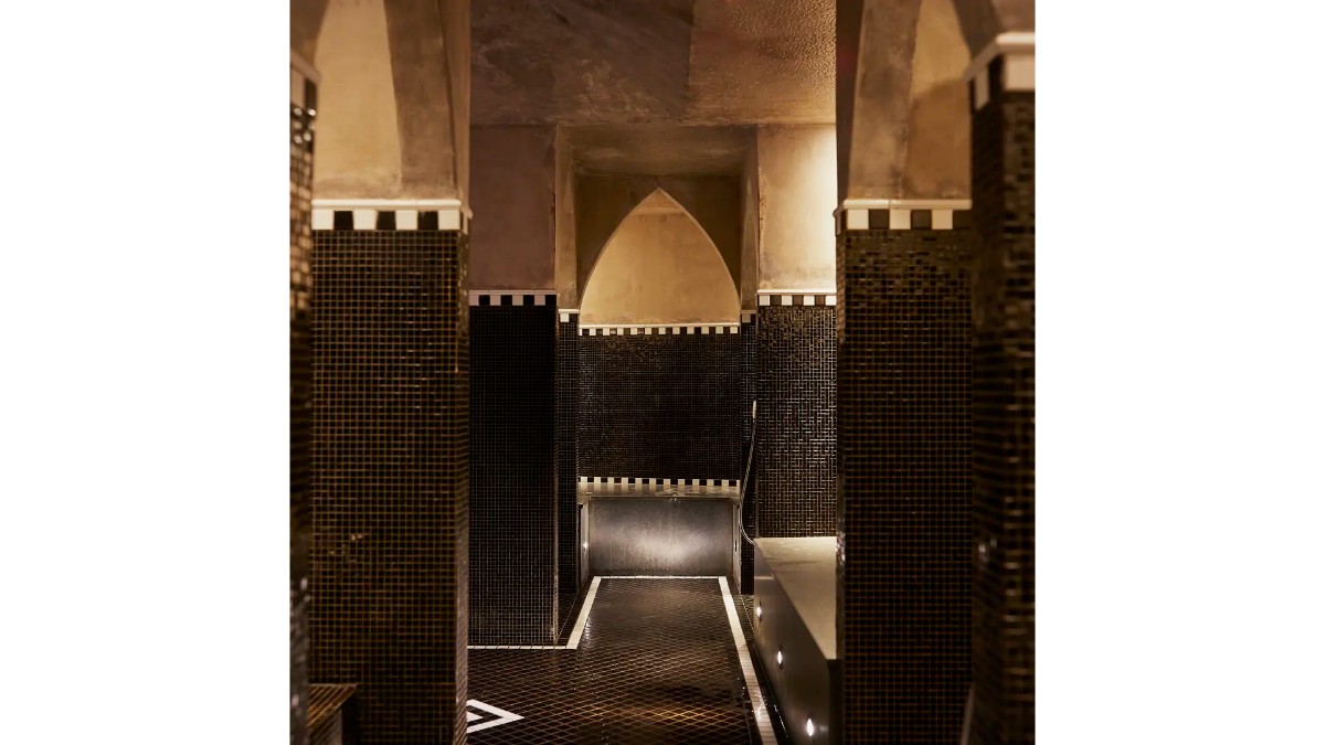 Massage room at Nimb Hotel