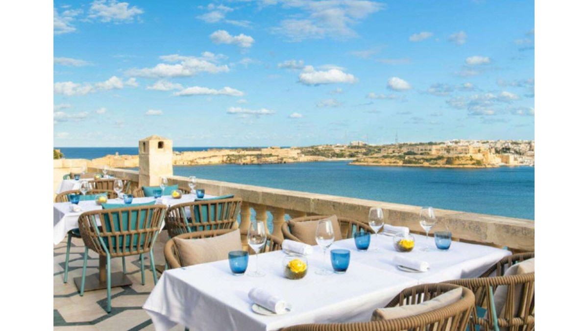 Restaurant at Iniala Harbour House and Residences