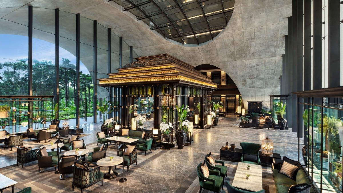 Restaurant at Sindhorn Kempinski Hotel Bangkok