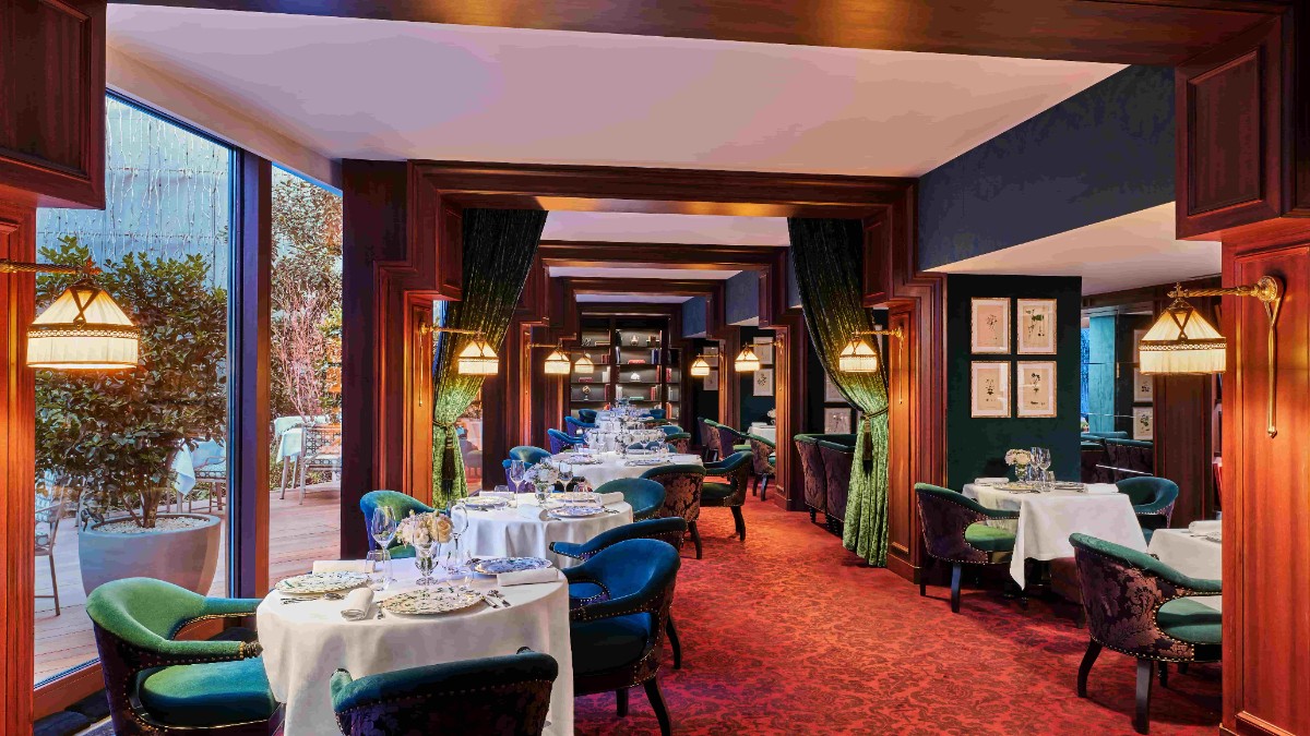 Restaurant at Hotel Barrière Fouquet's Paris