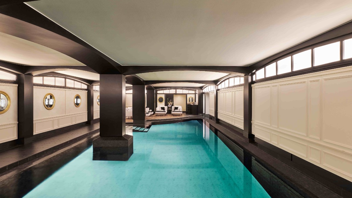 Indoor swimming pool at Hotel Barrière Fouquet's Paris