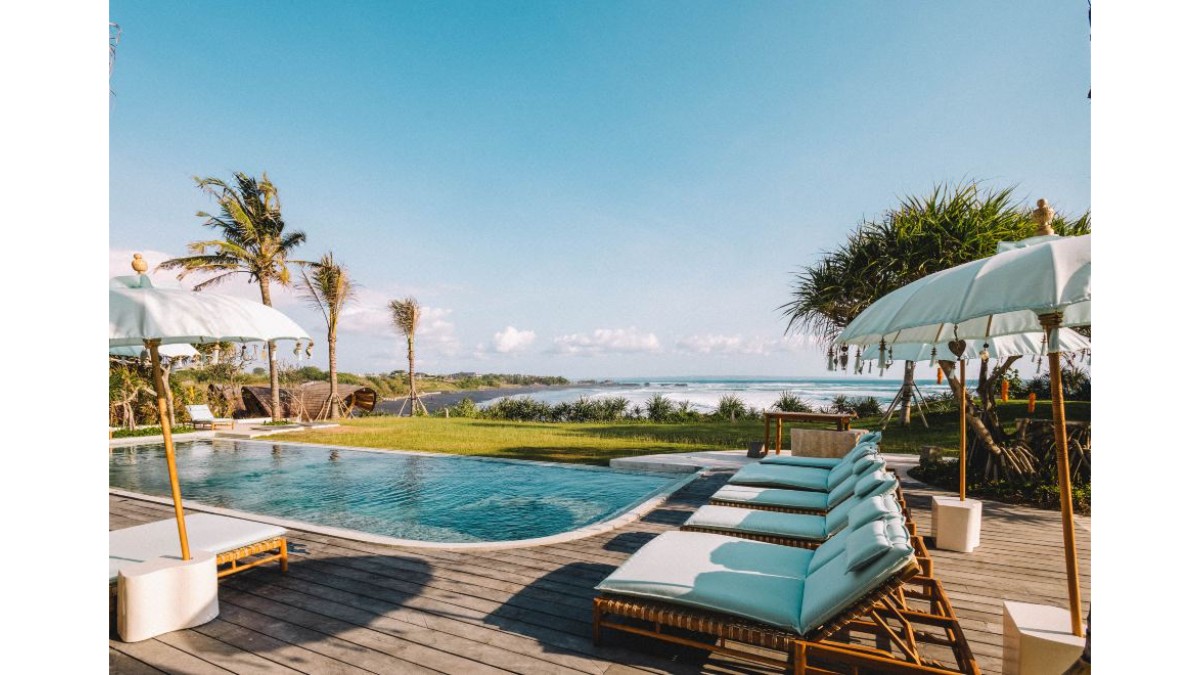 pool at Oshom Bali at Nuanu Creative City