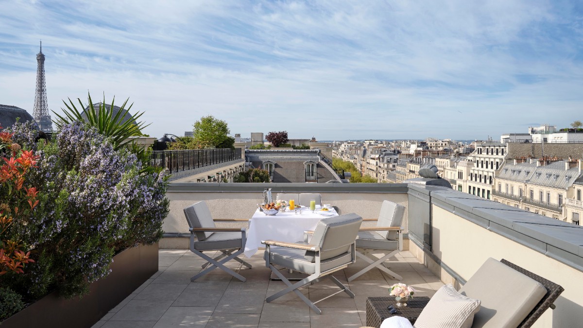 Rooftop bar at The Peninsula Paris