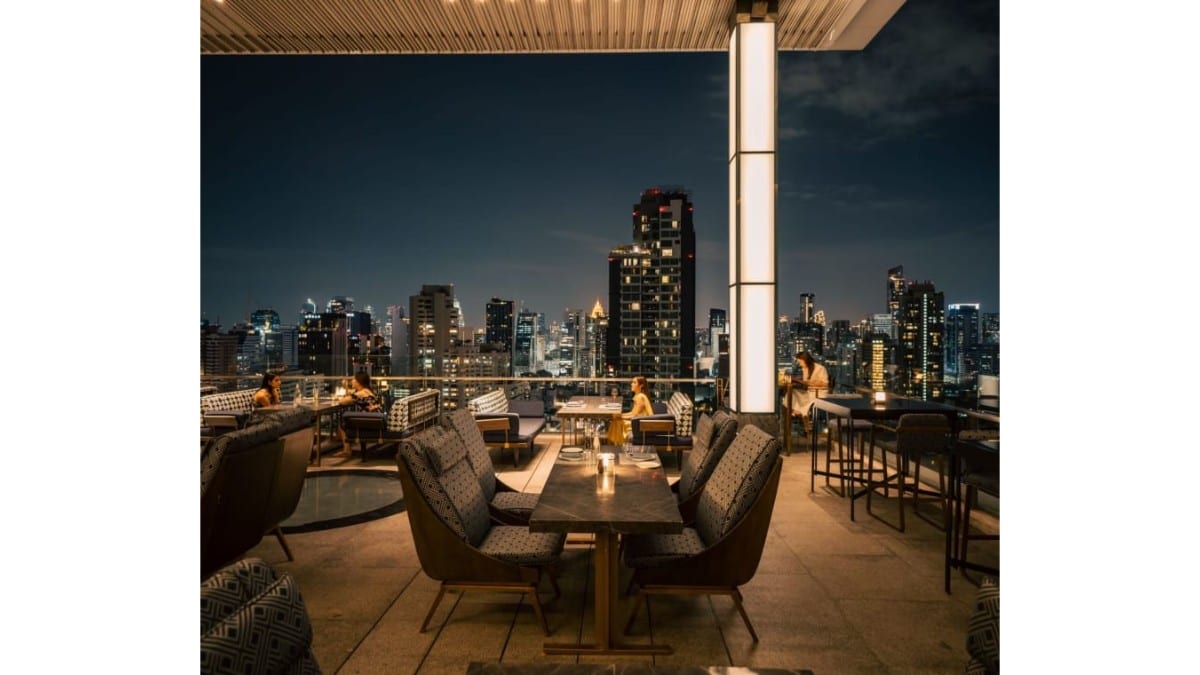 Bar im 137 Pillars Suites Bangkok
