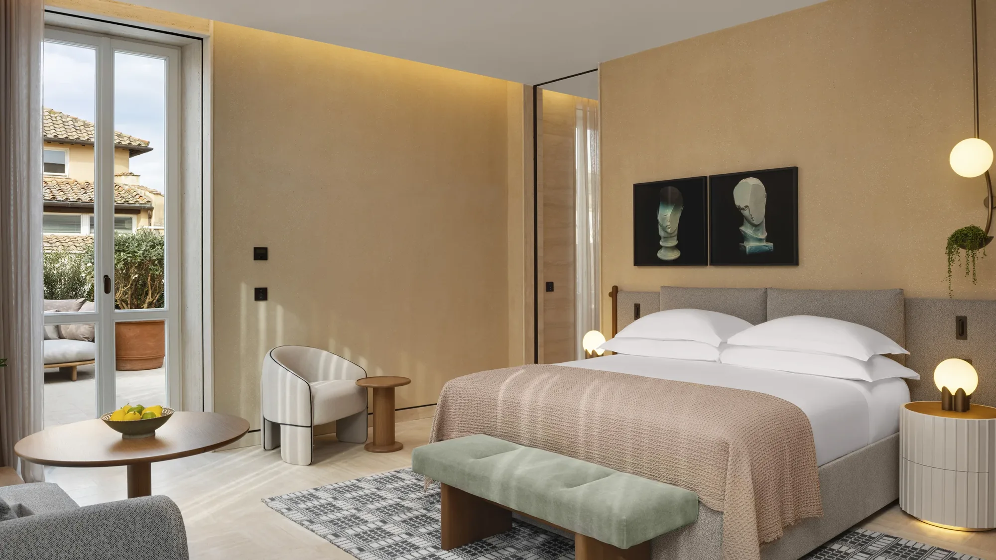 Schlafzimmer im Hotel Six Senses Rome