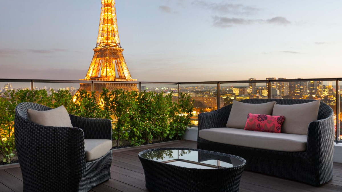 View areas at Shangri-La Paris