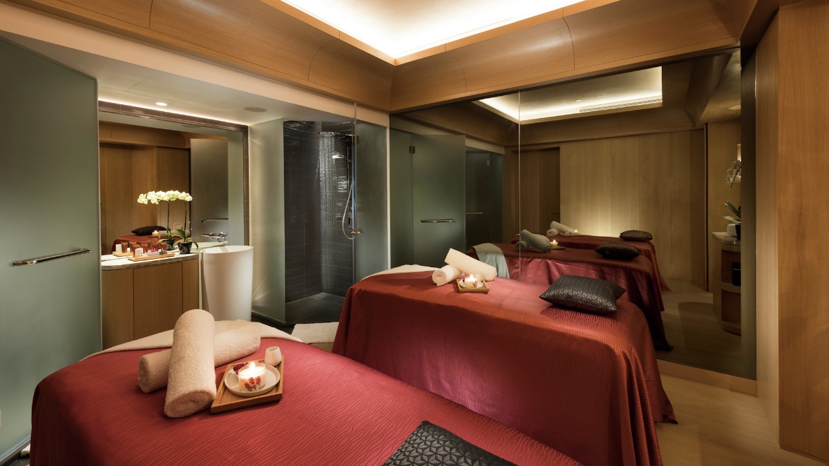 Bedroom at Conrad Singapore Marina Bay
