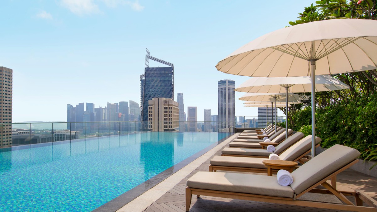 Outdoor swimming pool at Hotel ANDAZ SINGAPORE, BY HYATT