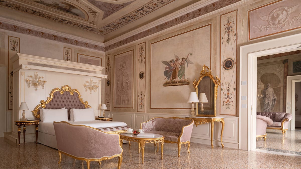 Ca' Bonfadini Historic Experience