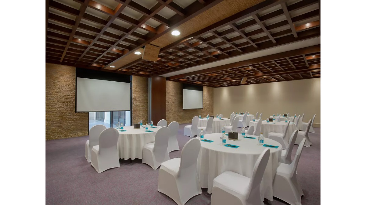 Conference room at Sofitel Roma Villa Borghese