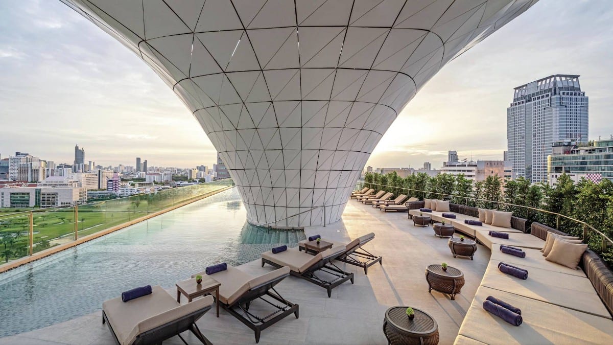 Pool im Waldorf Astoria Bangkok