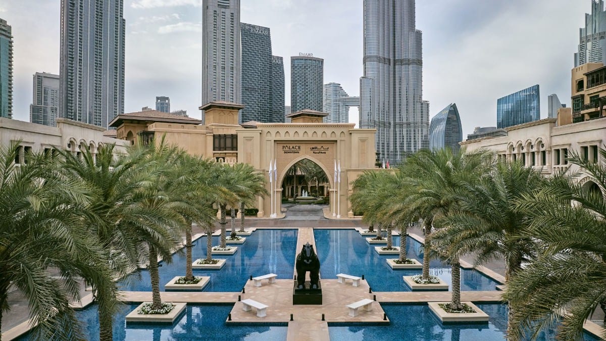 Pool im Palace Downtown