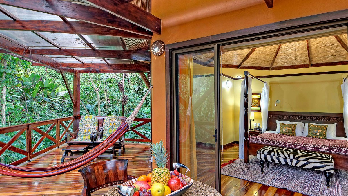 Room at Nayara Gardens