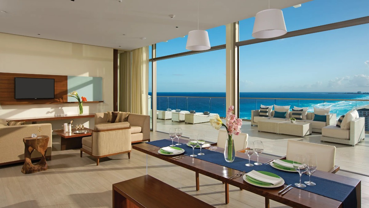 Room at Secrets the Vine Cancun - All Inclusive Adults Only