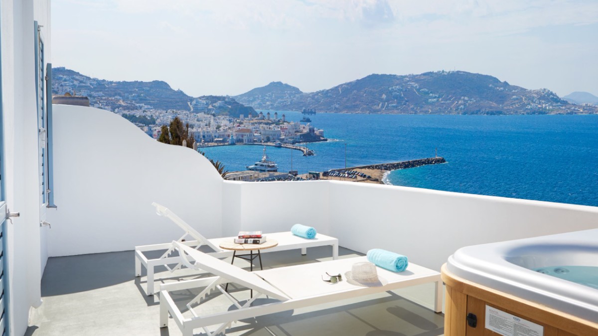 View areas at Kouros Hotel & Suites