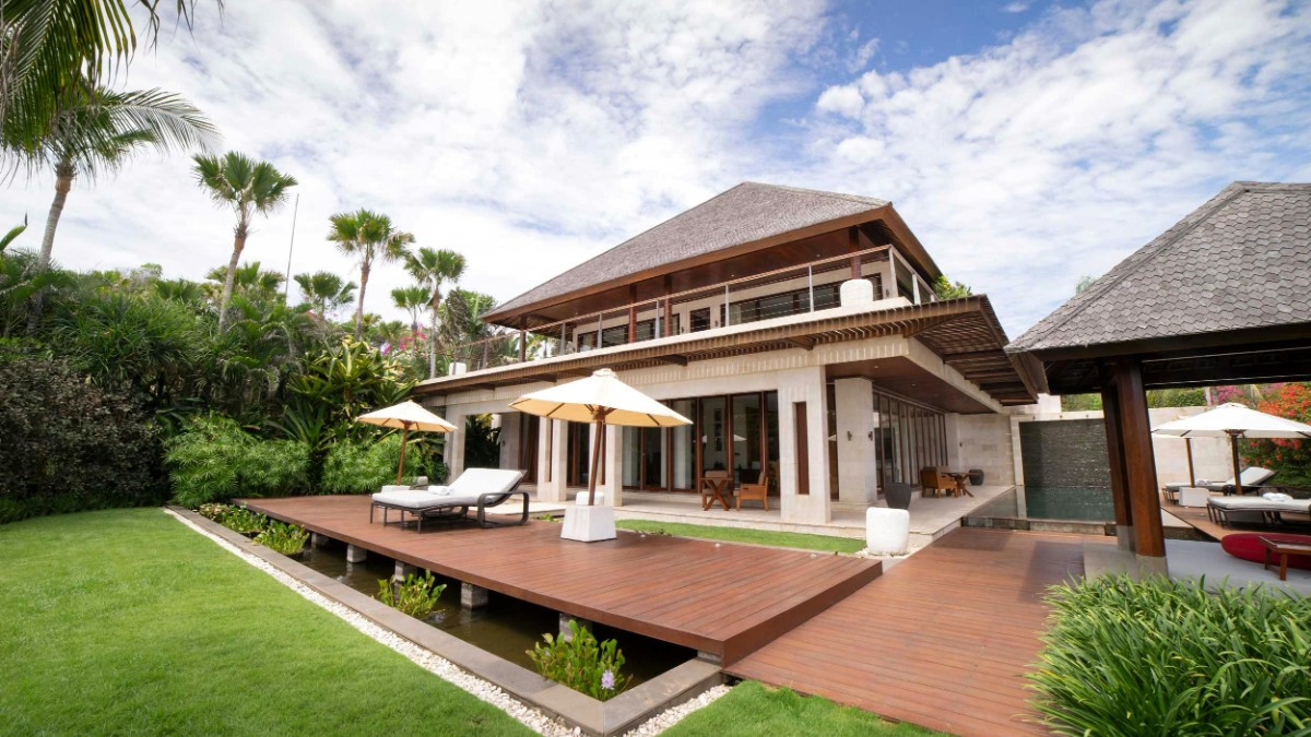 Room at The Edge Bali