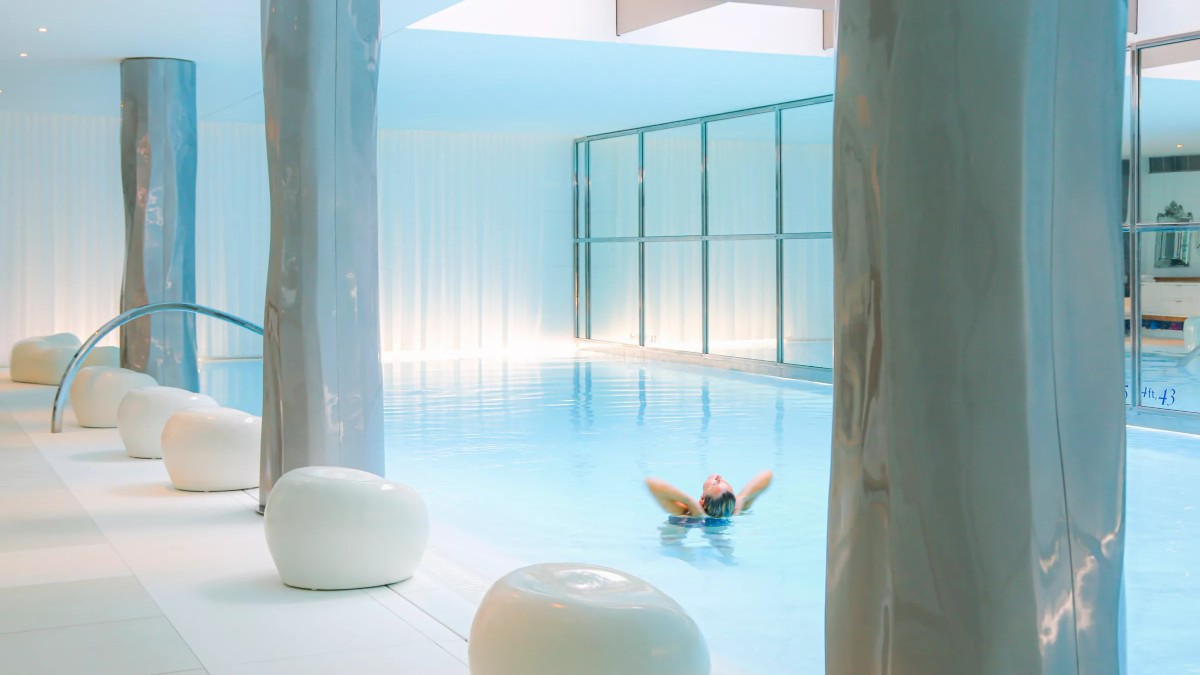 Indoor swimming pool at Le Royal Monceau - Raffles Paris