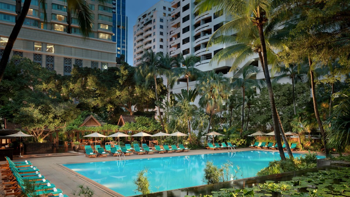 Pool at Anantara Siam Bangkok Hotel