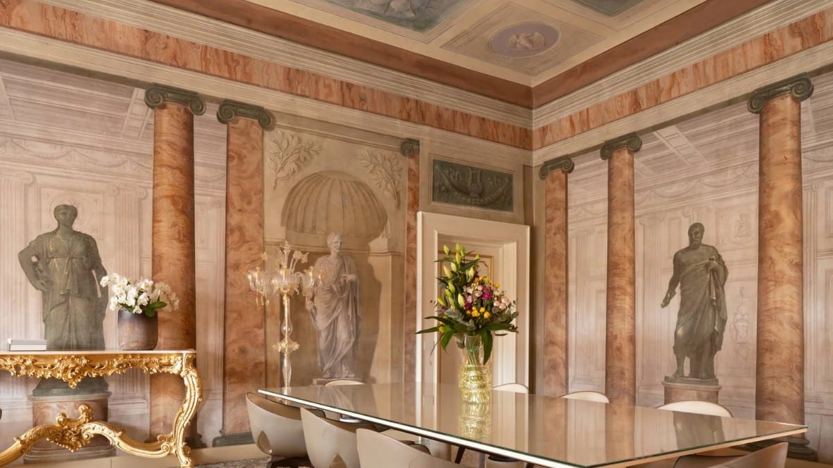 Conference room at Ca' Bonfadini Historic Experience