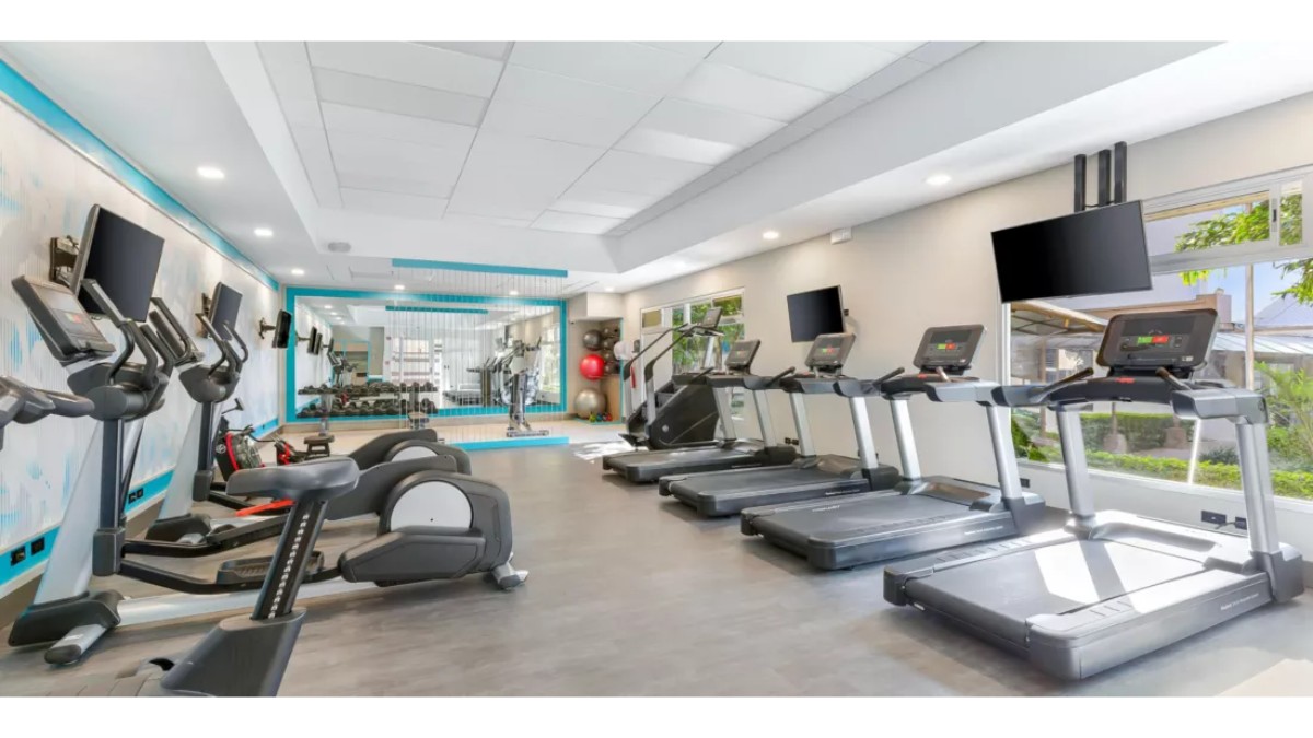 Gym room at Crowne Plaza San Jose la Sabana
