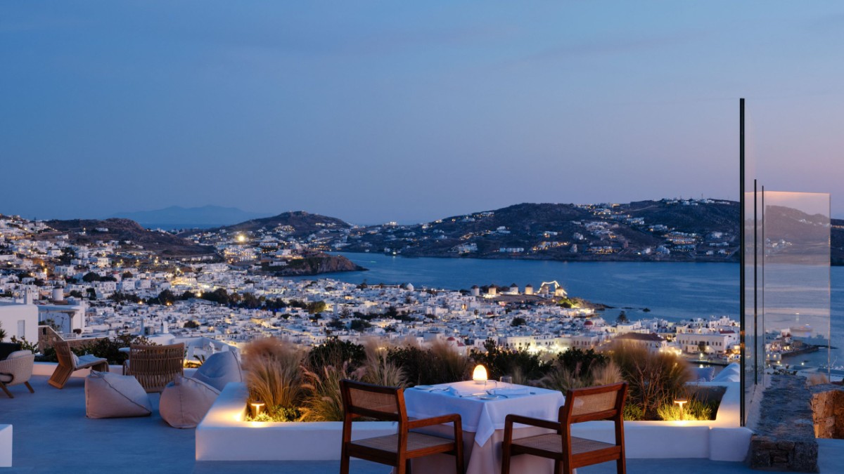 Restaurant at Deos Mykonos - A Myconian Collection Hotel