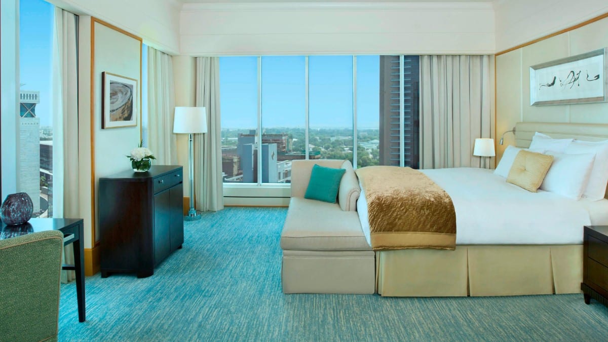 Schlafzimmer im Ritz Carlton DIFC Downtown Dubai