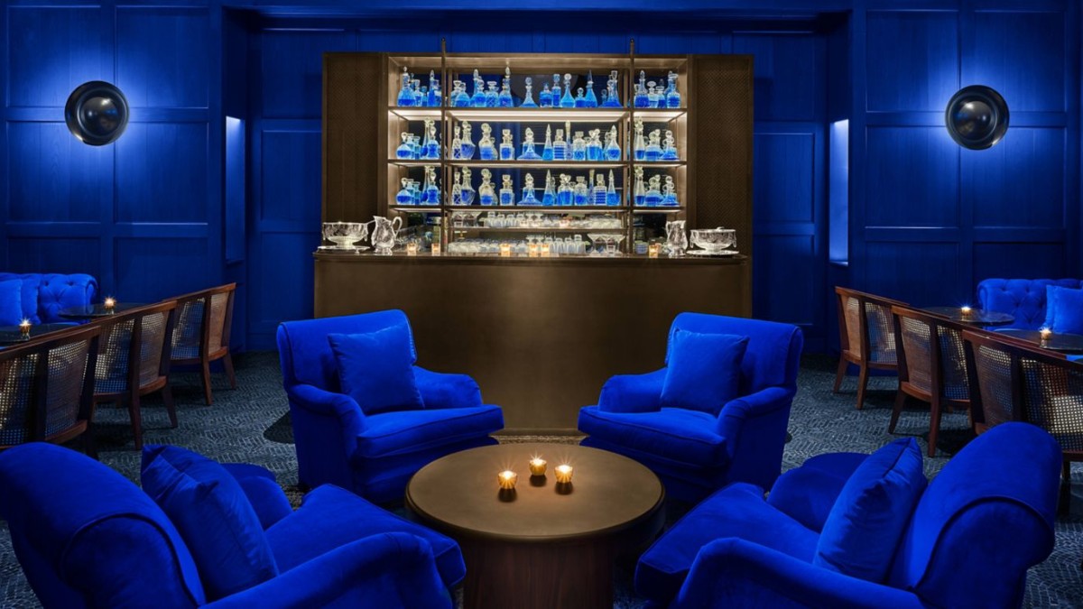 Bar at Hotel The Singapore EDITION
