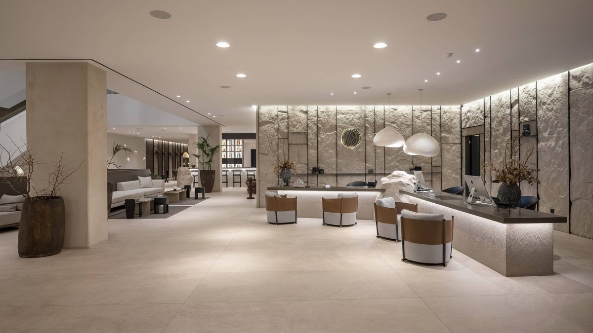 Lobby at Aeonic Suites and Spa