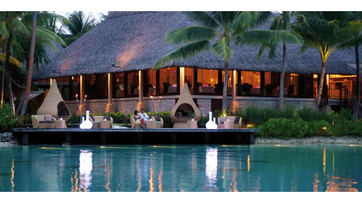Restaurant at InterContinental Hotels Bora Bora Resort Thalasso Spa