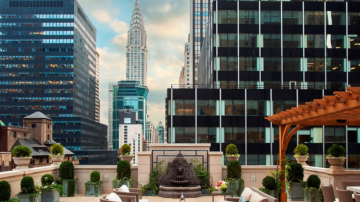 Rooftop bar at InterContinental New York Barclay Hotel