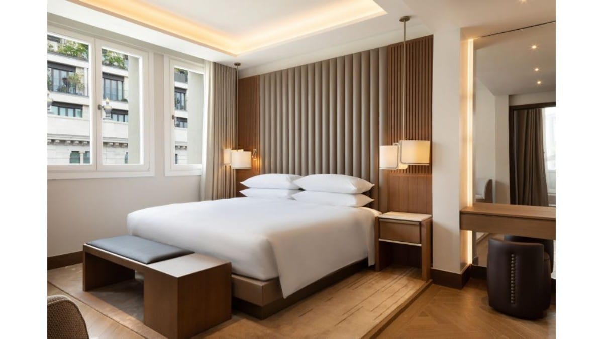Schlafzimmer im JW Marriott Hotel Madrid