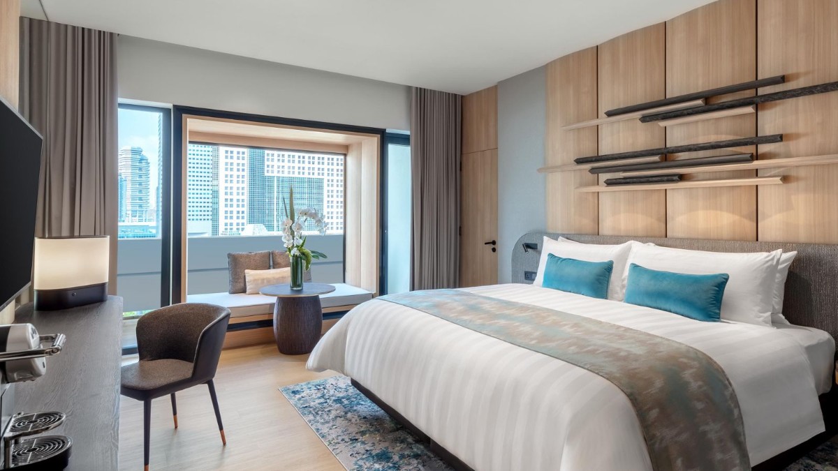 Bedroom at Hotel PARKROYAL COLLECTION Marina Bay