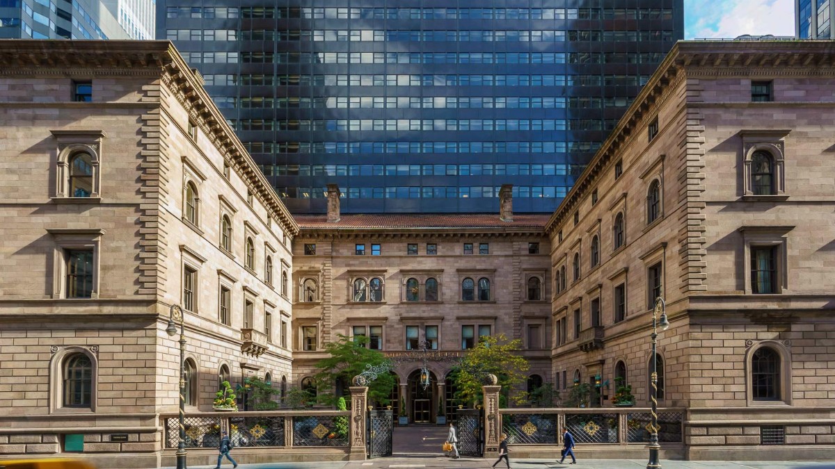View areas at Lotte New York Palace