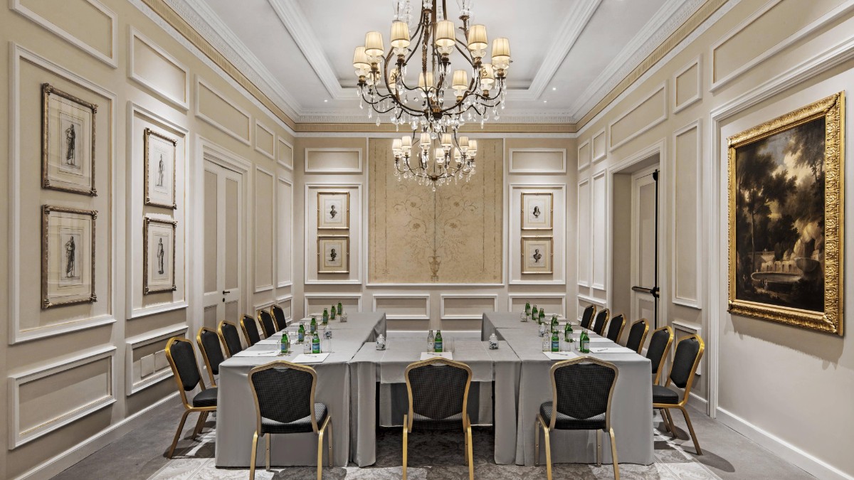 Conference room at Hotel The St. Regis Rome
