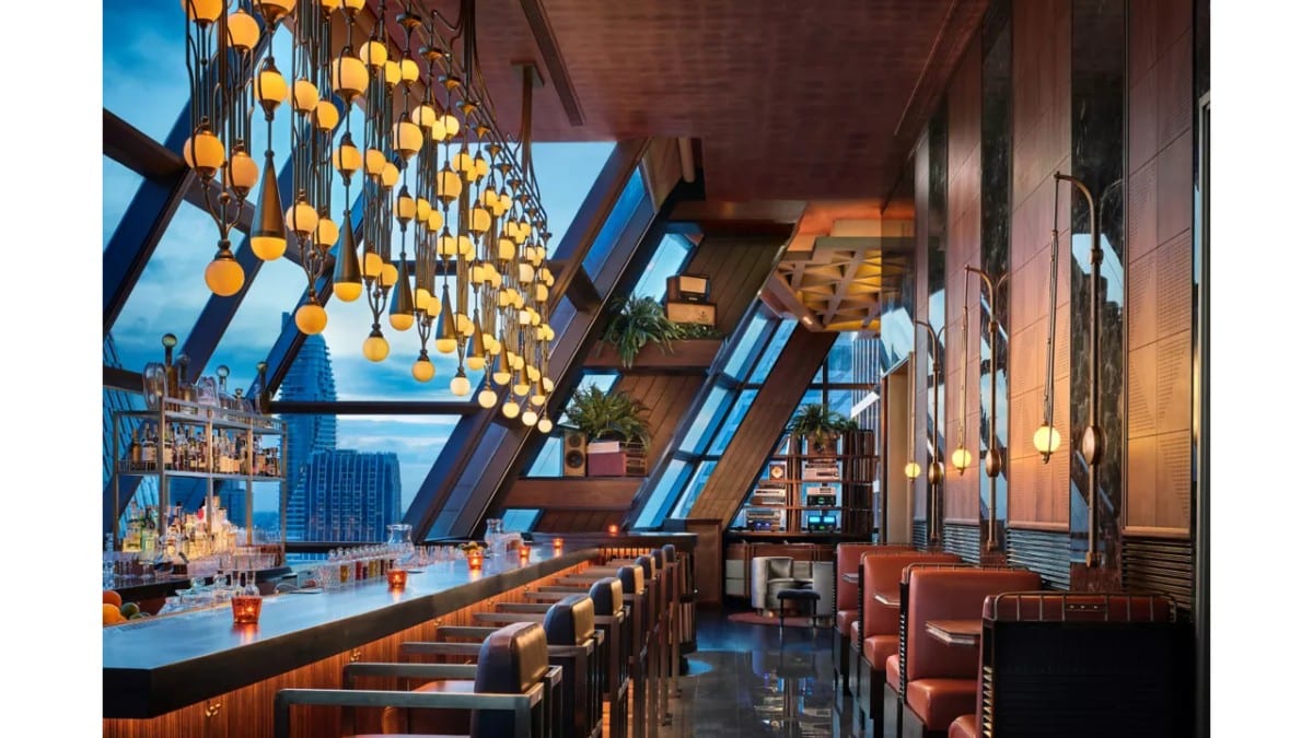 Bar im Rosewood Bangkok