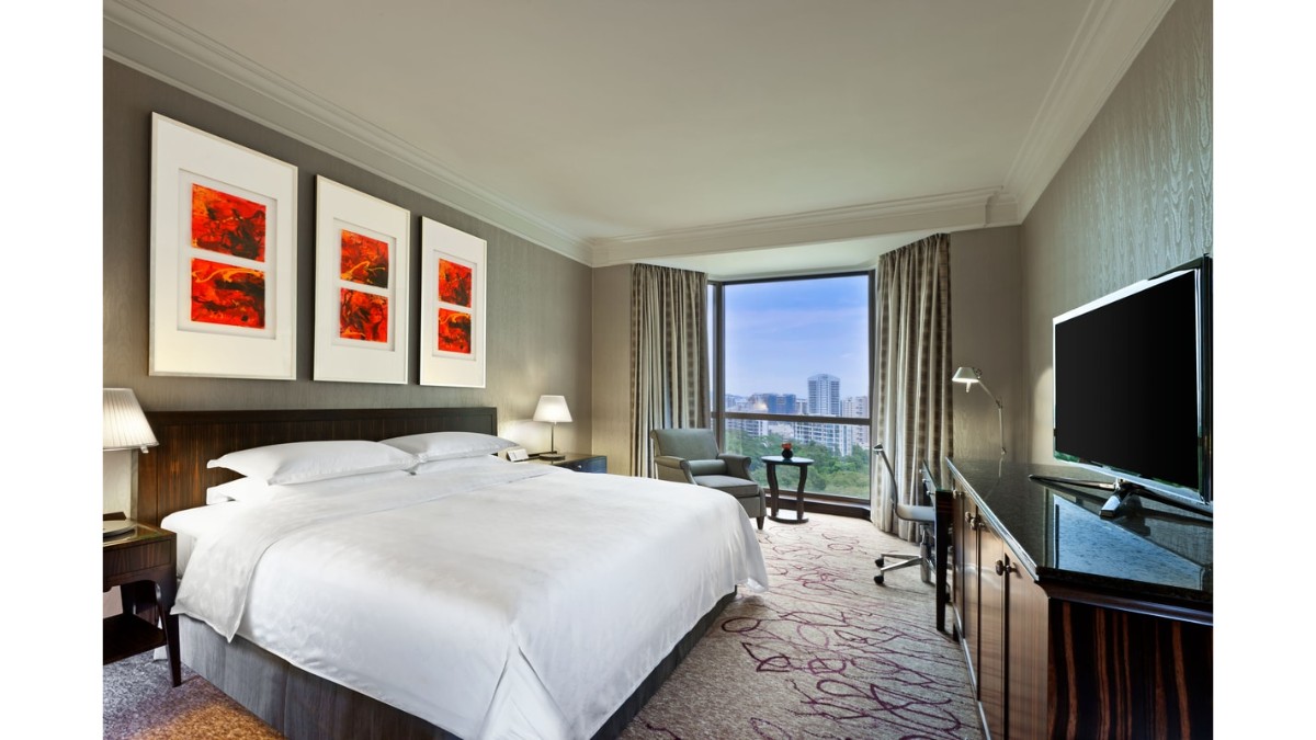Bedroom at Hotel Sheraton Towers Singapore
