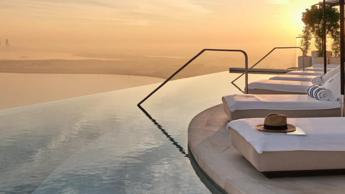Pool im The Lana - Dorchester Collection