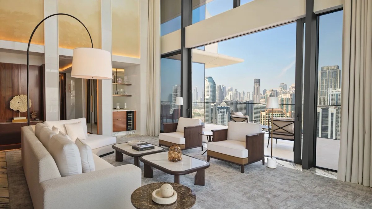 Room at The Lana - Dorchester Collection
