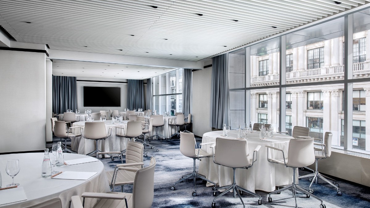 Restaurant at The Langham, New York, Fifth Avenue