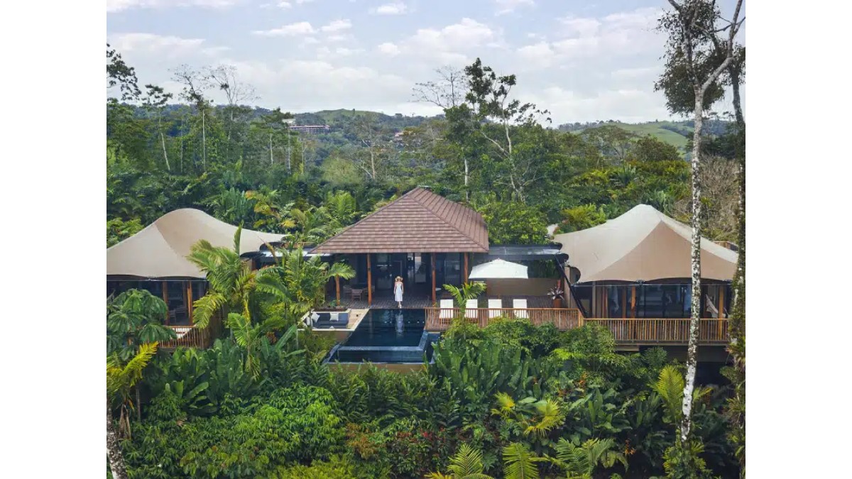 Room at Nayara Tented Camp
