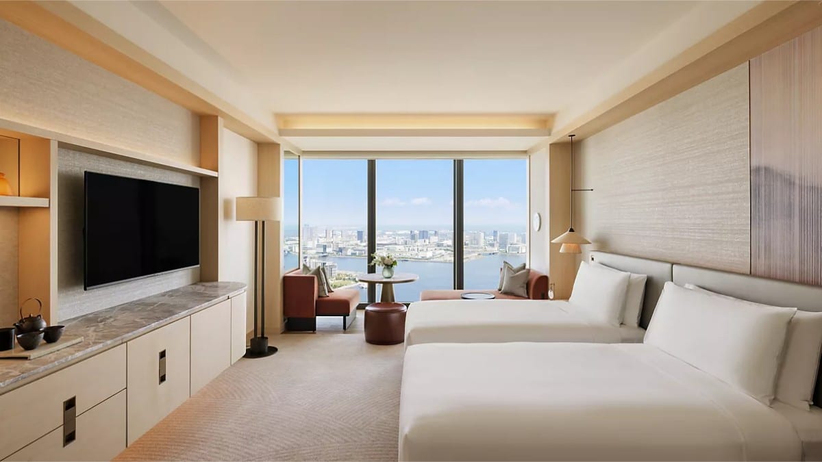 Bedroom at Fairmont Tokyo