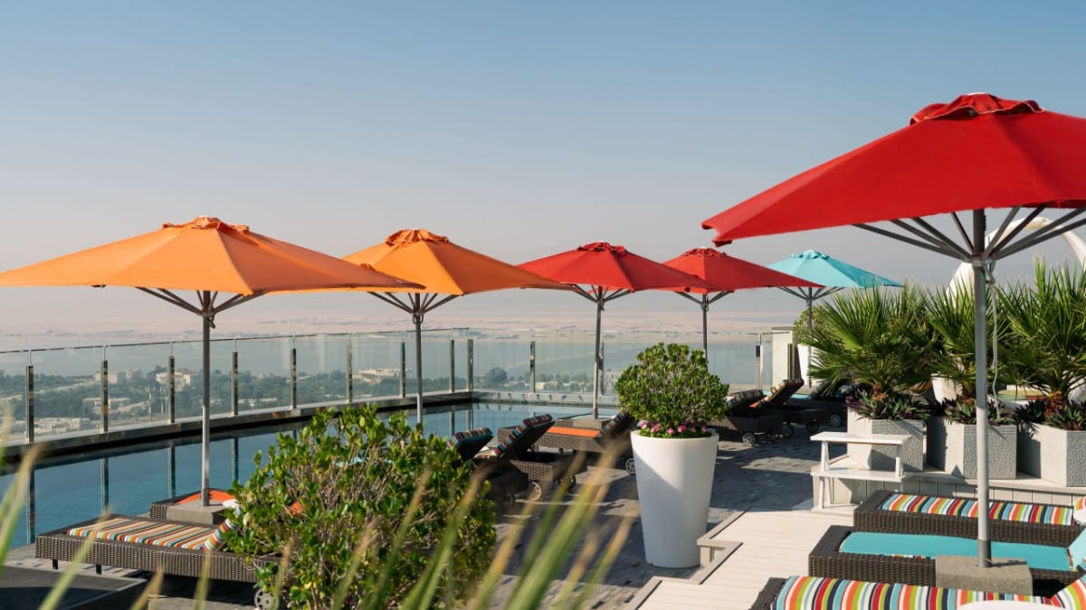 Pool im Andaz Capital Gate Abu Dhabi, By Hyatt
