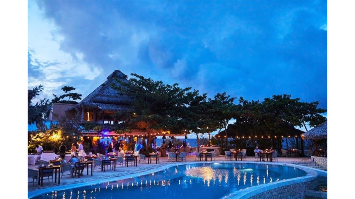 Pool at GoldenEye