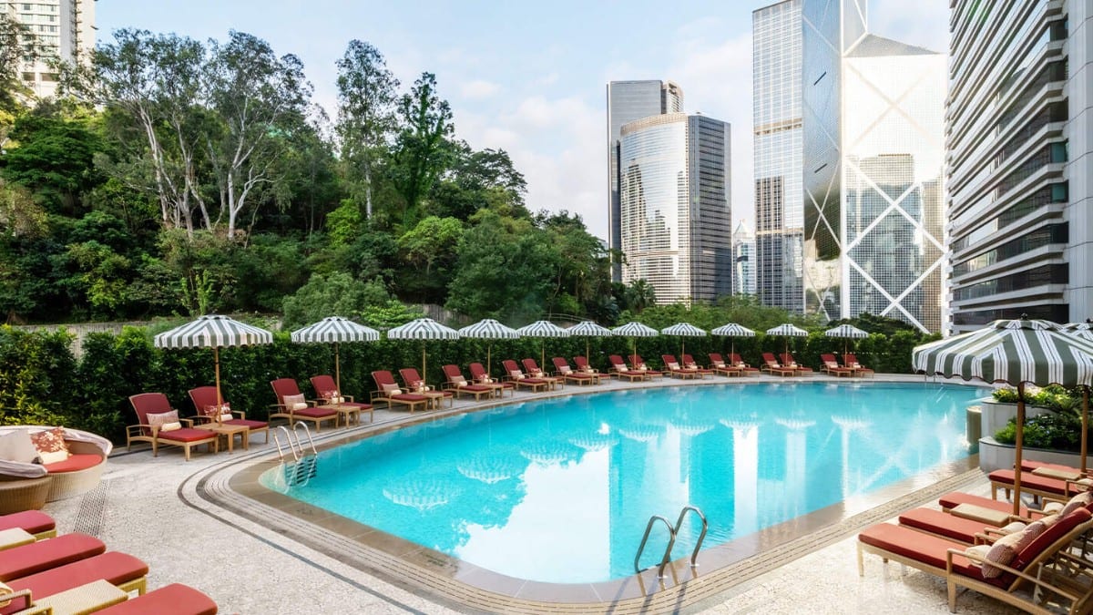 Pool im Island Shangri-La, Hong Kong
