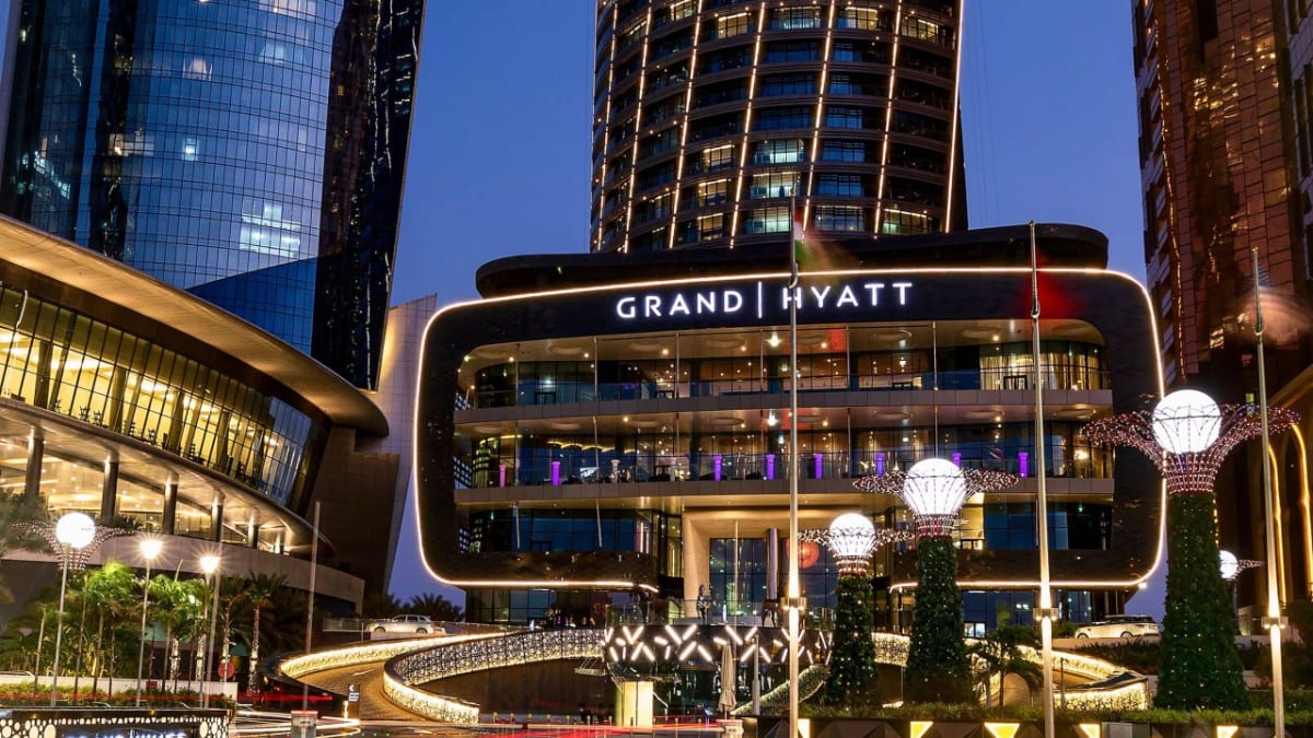 Aussichtsbereiche im Grand Hyatt Abu Dhabi Hotel and Residence Emirates Pearl
