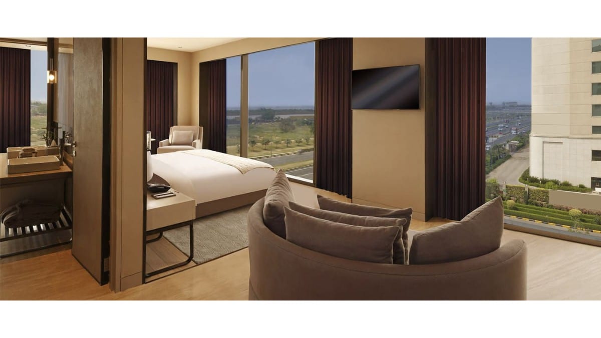 Schlafzimmer im Roseate House New Delhi